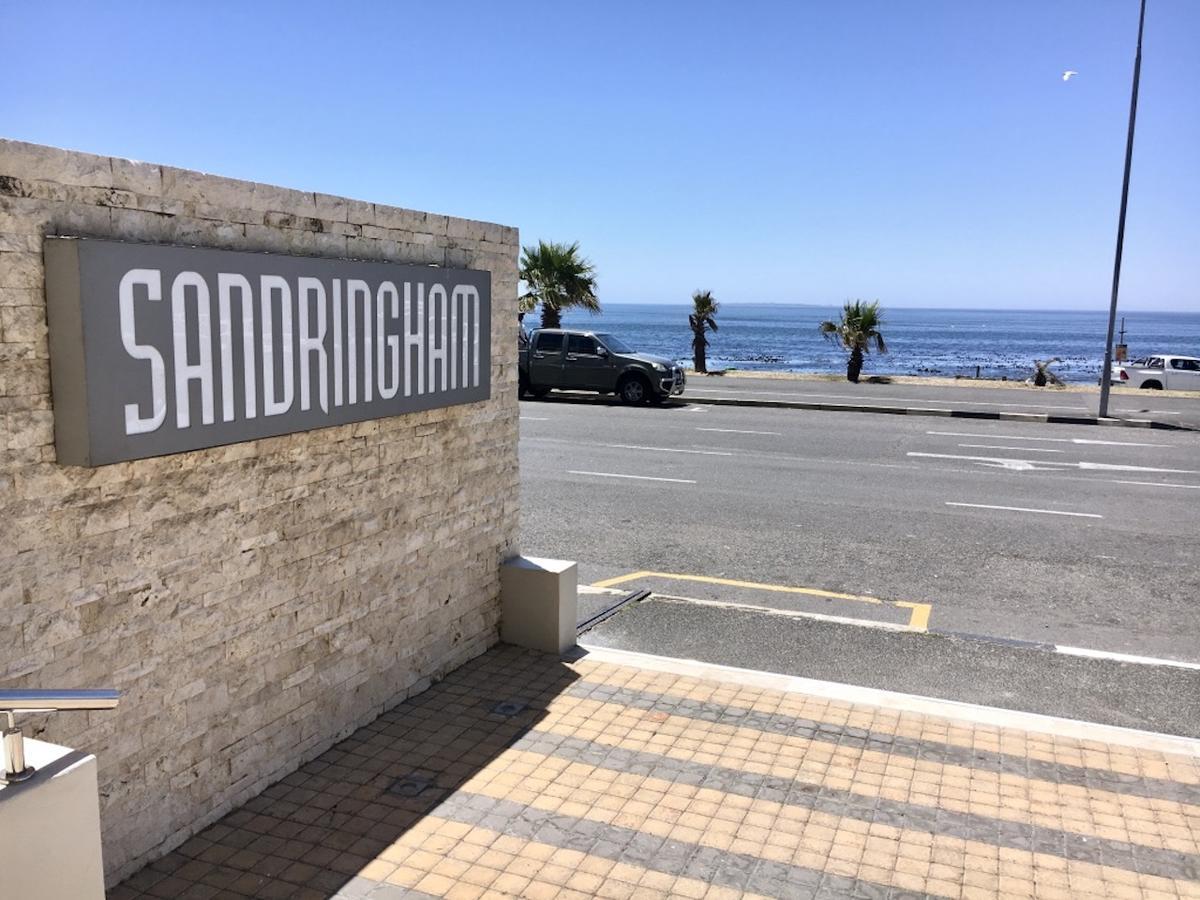 Sandringham Bachelor Beach Road Apartamento Bloubergstrand Exterior foto